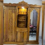 Traditional Carved Wooden 2-in-1 Almirah And Dressing Table
